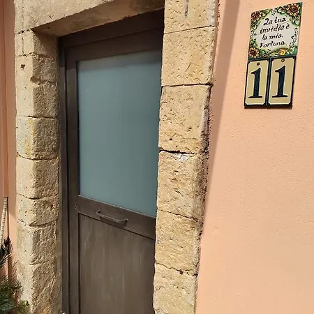 Casa Vintage Mary 2 Apartment Noto